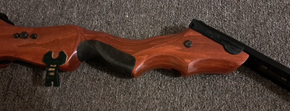 VINTAGE BEAR KODIAK BOW ARCHERY