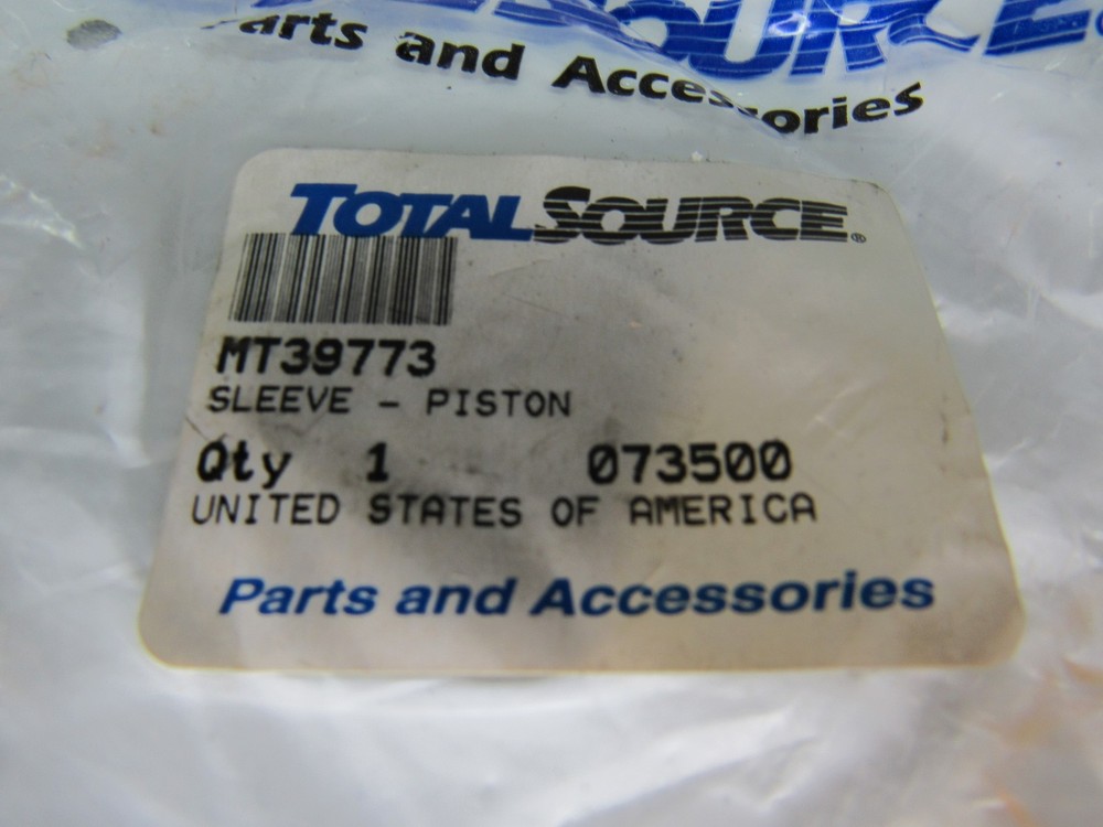 MT39773 Piston -Sleeve