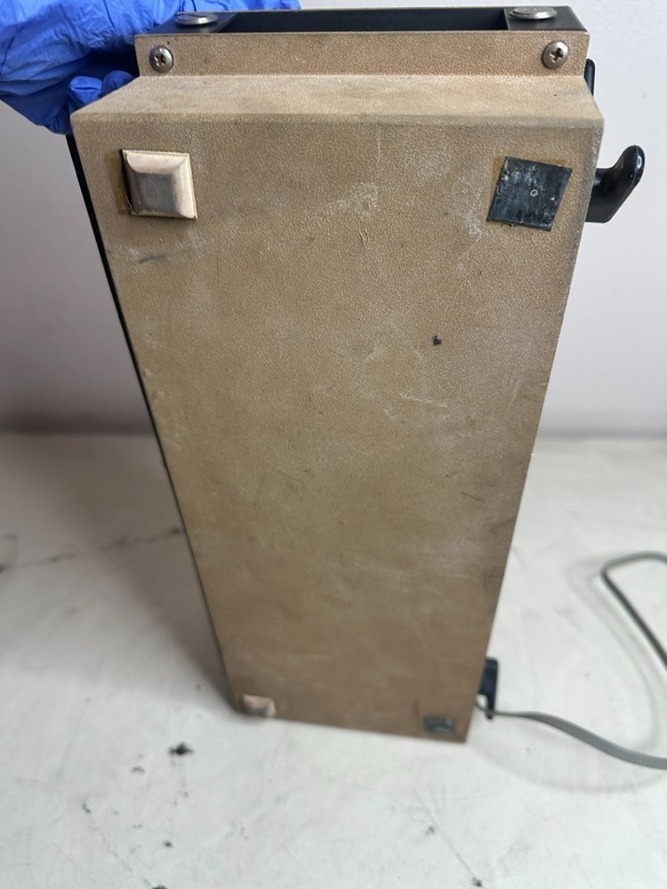 RARE VINTAGE Heathkit Solid State VOM Model IM-25 AS-IS Powers On