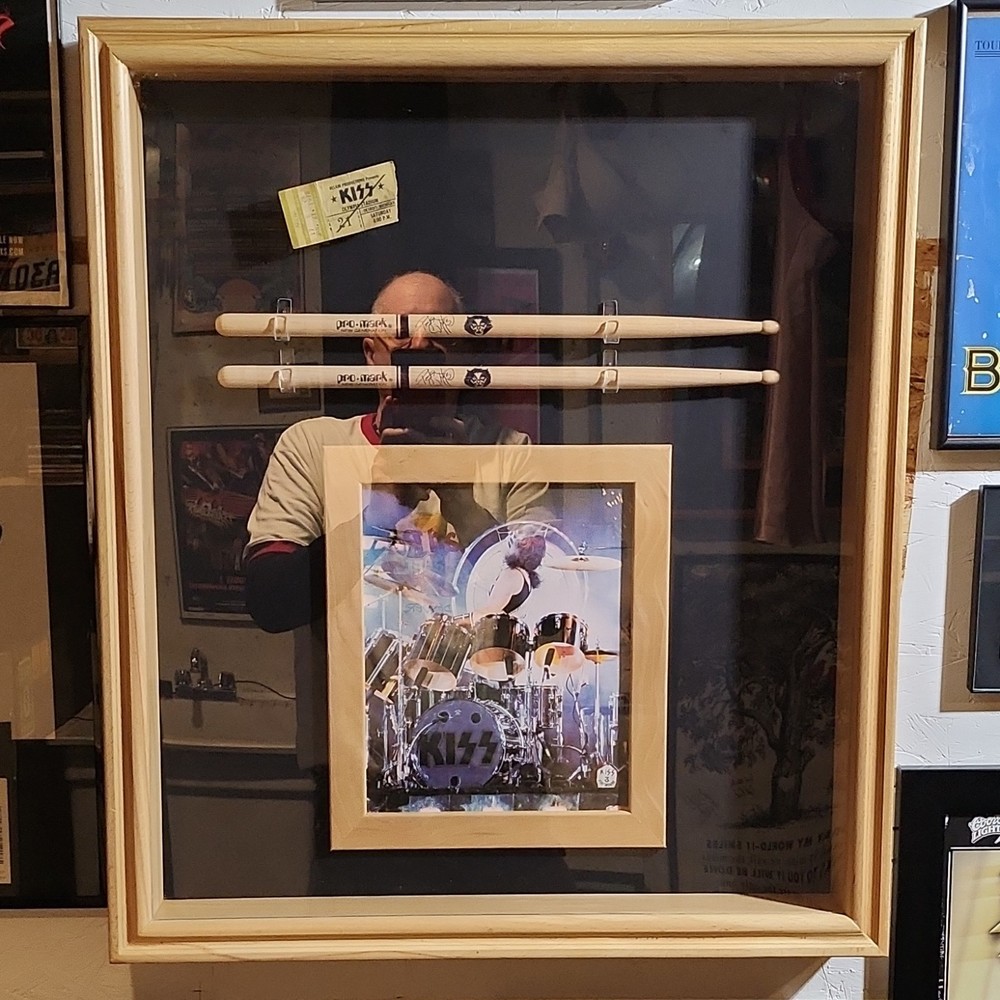 (KISS)  Peter Criss Drum Sticks And Ticket From 1978 In Display Case .