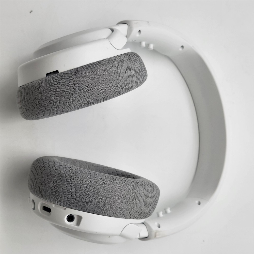 SteelSeries Arctis Nova 3X Wireless Gaming Headset — White *NO DONGLE*