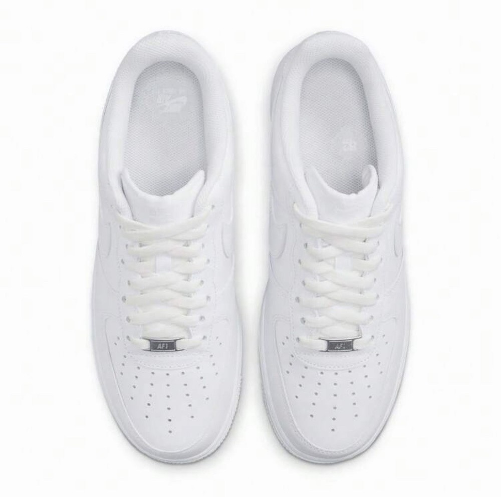 Nike Air Force 1 '07 Low Triple White (9.5/EUR43)