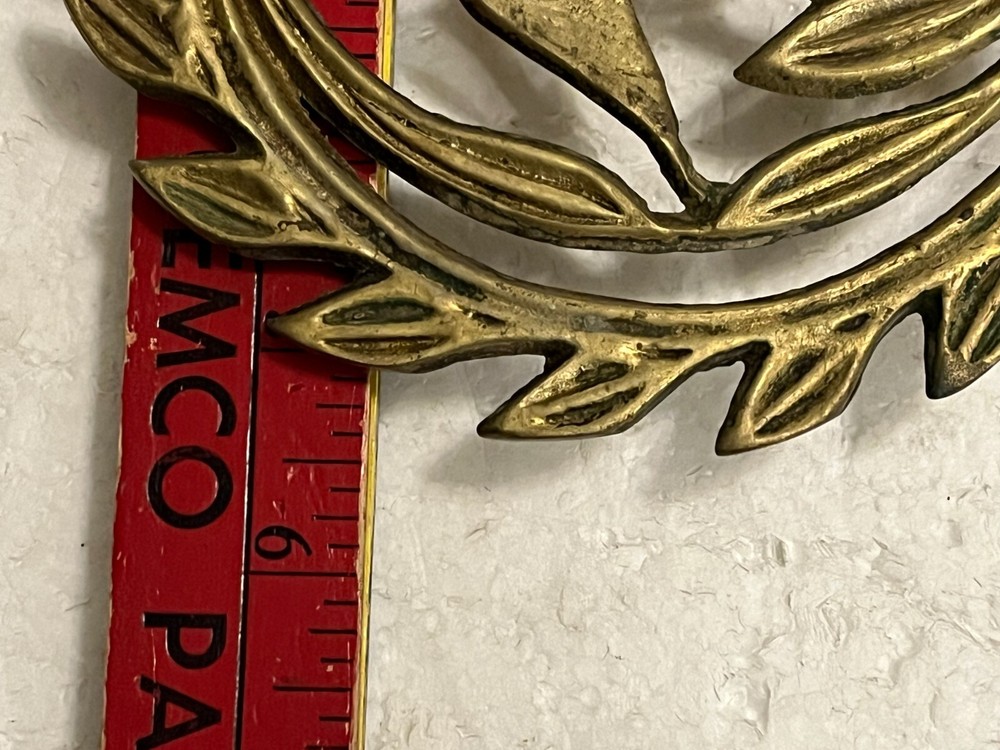 Vtg Brass Patriotic American Eagle Wreath Heart Trivet Hot Plate Wall Hanger USA