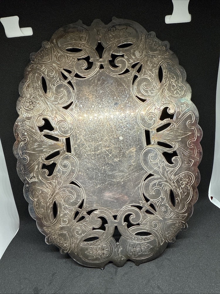 Vintage - WALLACE Silverplate 7310 Trivet Hot Plate