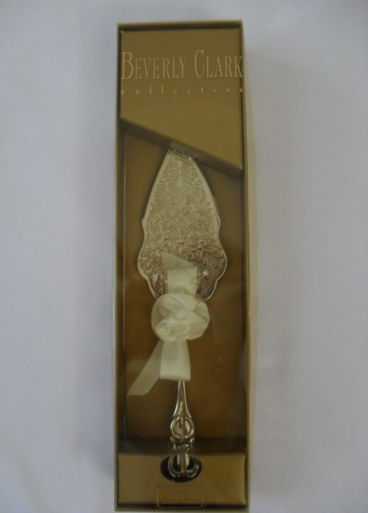 Beverly Clark Wedding Cake Knife and Server