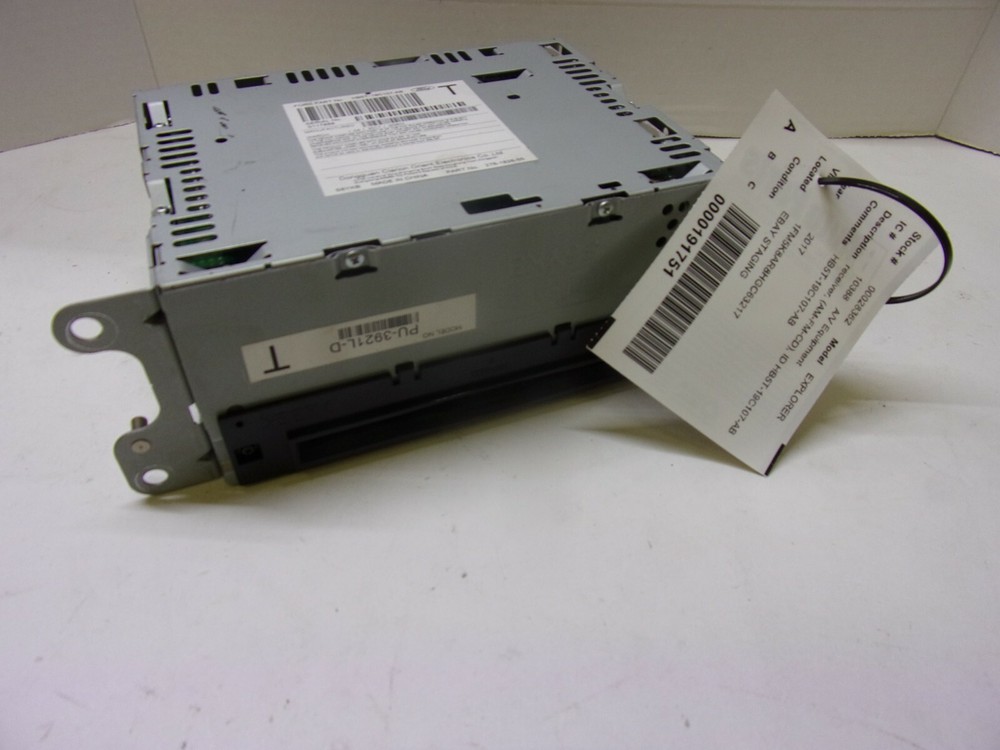 FORD EXPLORER 2017 A/V Equipment receiver, (AM-FM-CD)