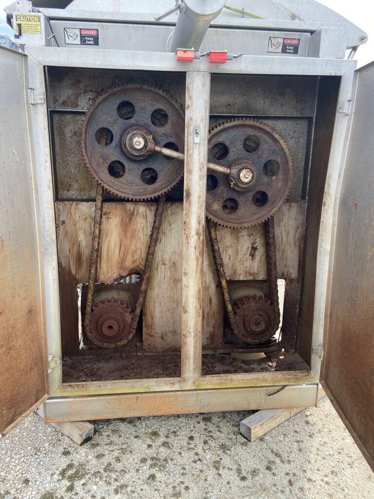 FPEC Model 814 intermeshing Vacuum C02 paddle blender, 6000 lbs. capacity