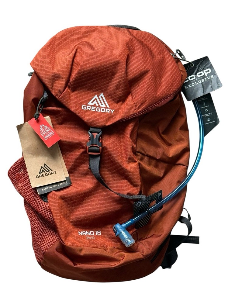 NWT Gregory Nano 18 H2O Hydration Backpack Magnetic Bite Valve Spark Orange