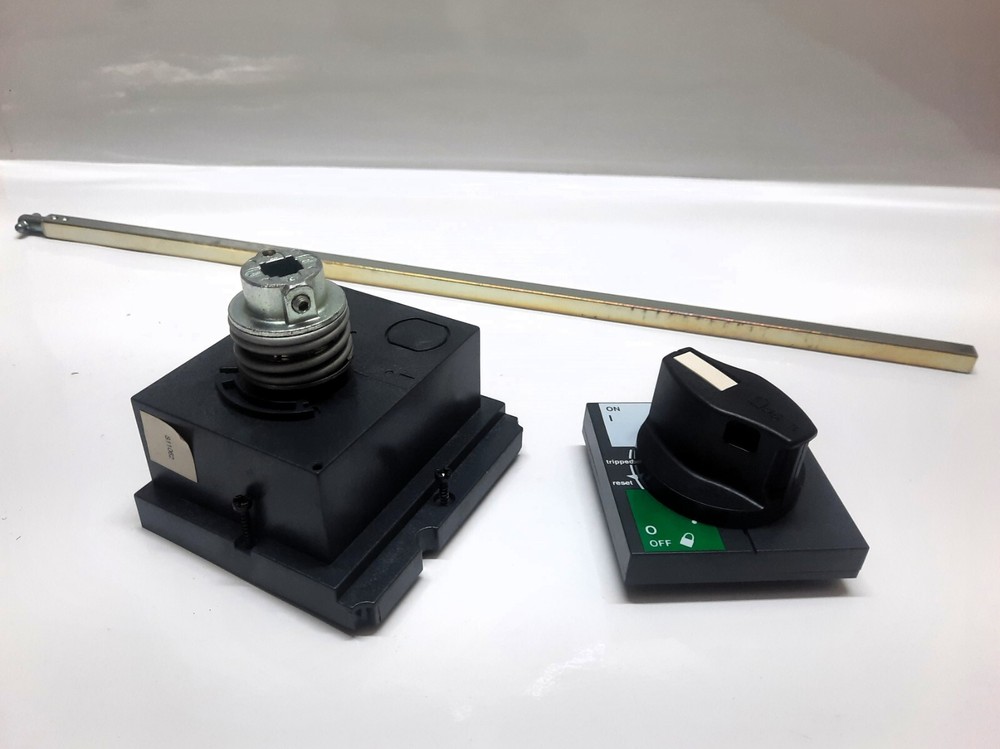 MERLIN GERIN COMPACT NS 29338 EXTENDED ROTARY HANDLE