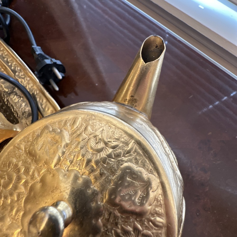 SAMOVAR