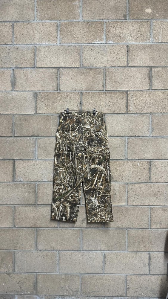 Camouflage Cargo Pants with Multiple Pockets