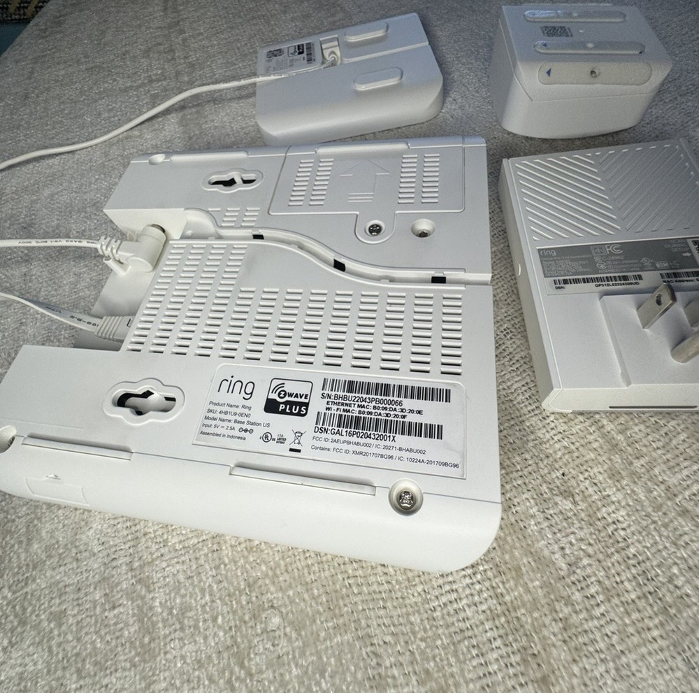 Ring Wireless Smart Home Security System Alarm Base Keypad & WiFi Extender Alexa