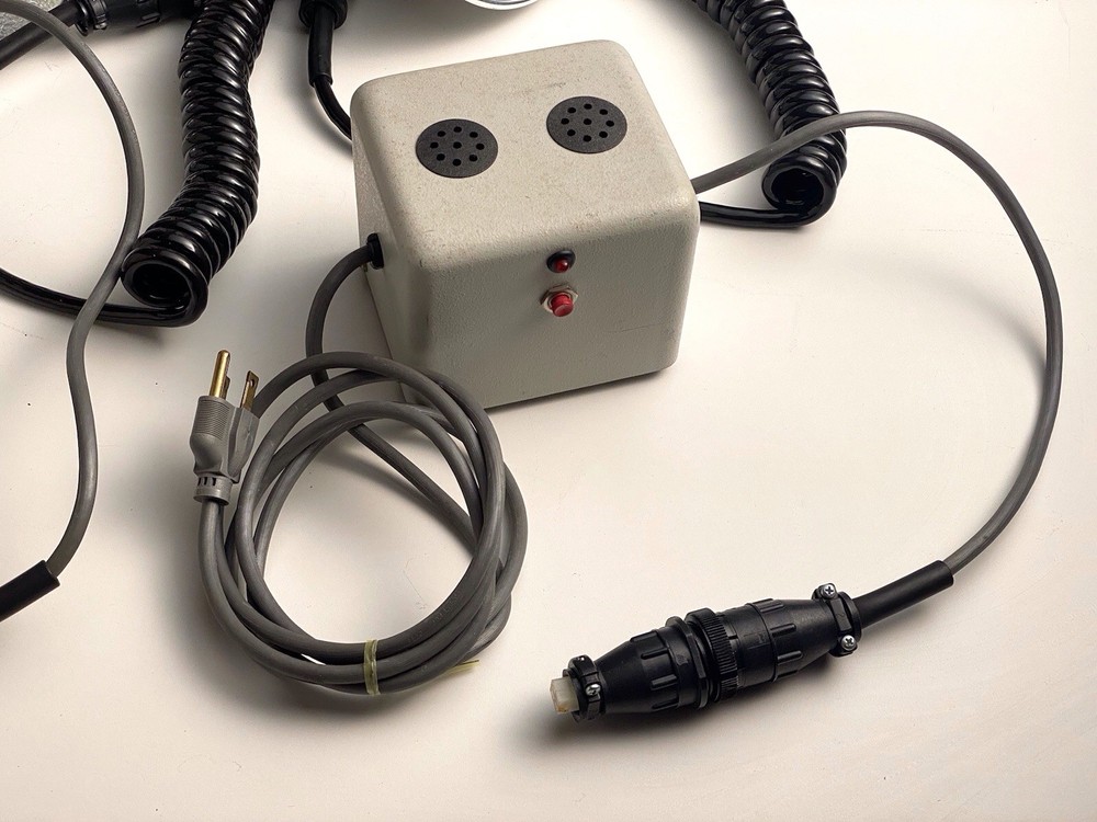 Norman 400B Studio Flash Lighting/no batteries/ Untested