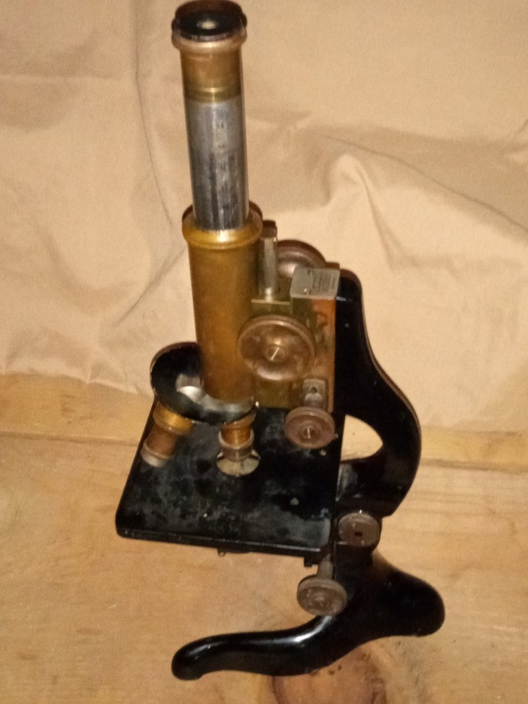 Ernst Leitz Wetzlar Antique Brass Microscope with Case+ACCESSORIES+over-stage