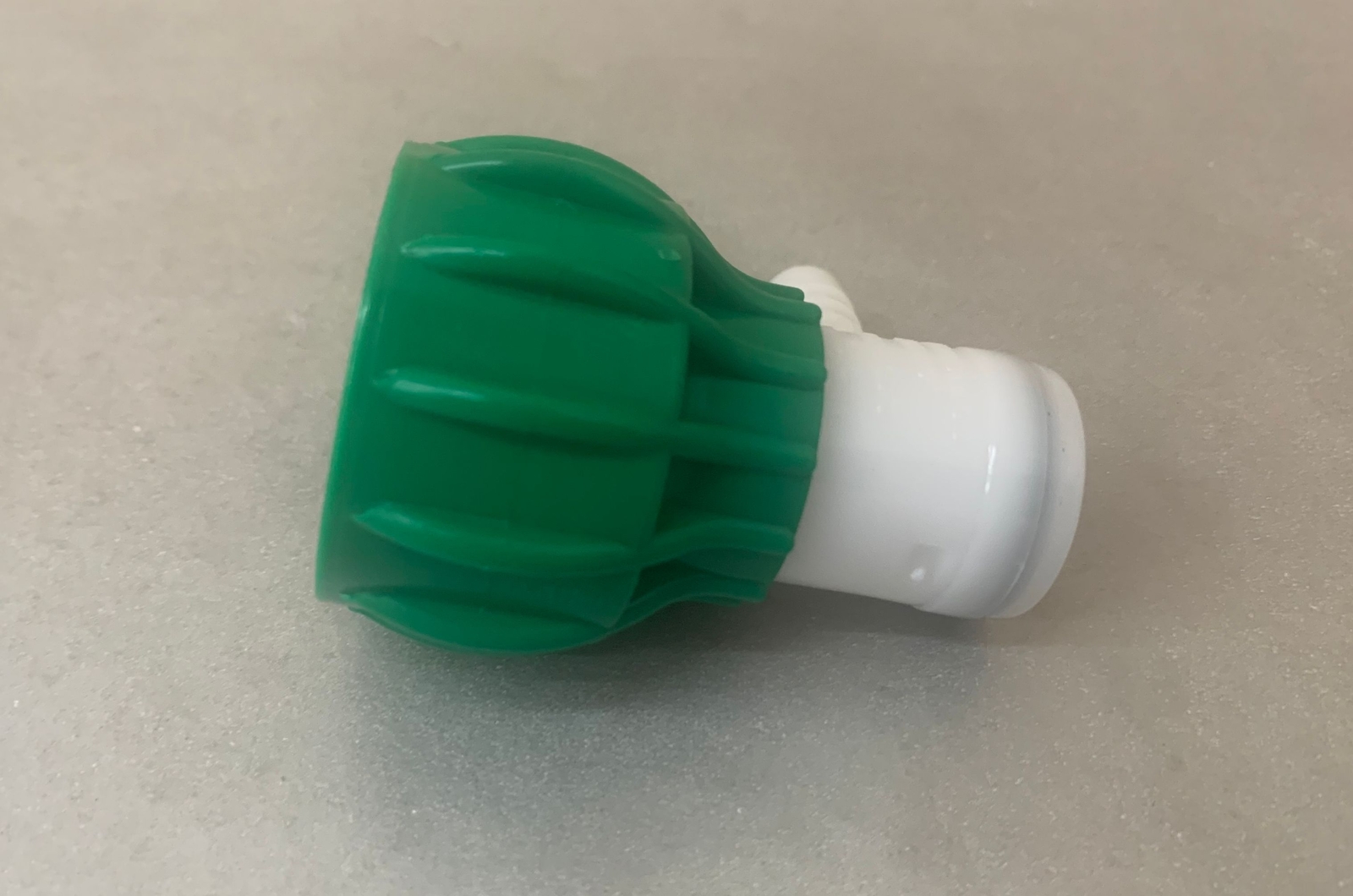 Lancer 82-6116 Bib Connector Encore Green