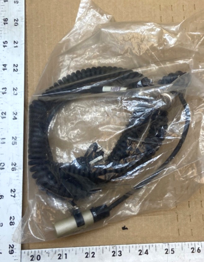 Clip-On Microphone Assembly; pn: 19711/09