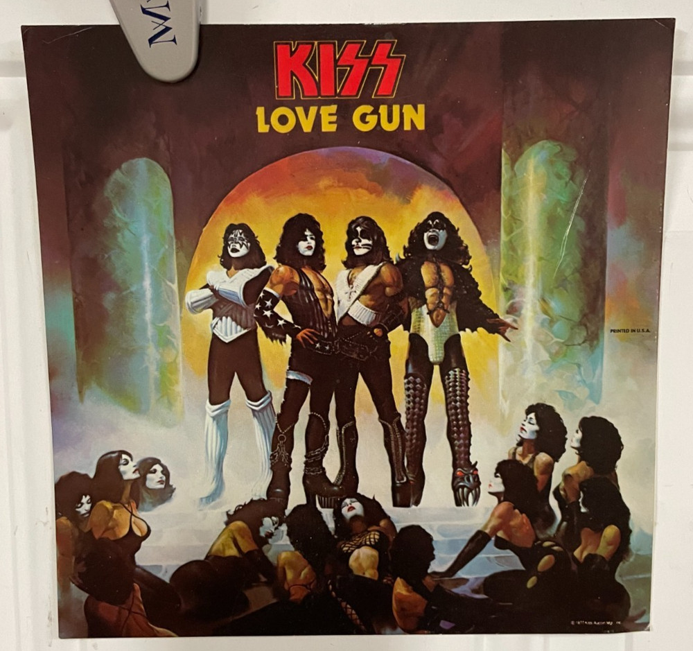 KISS Love Gun Paper Carnival Mirror ? NO GLASS USA  1977 Aucoin Mg 7 1/2 X 7 1/2