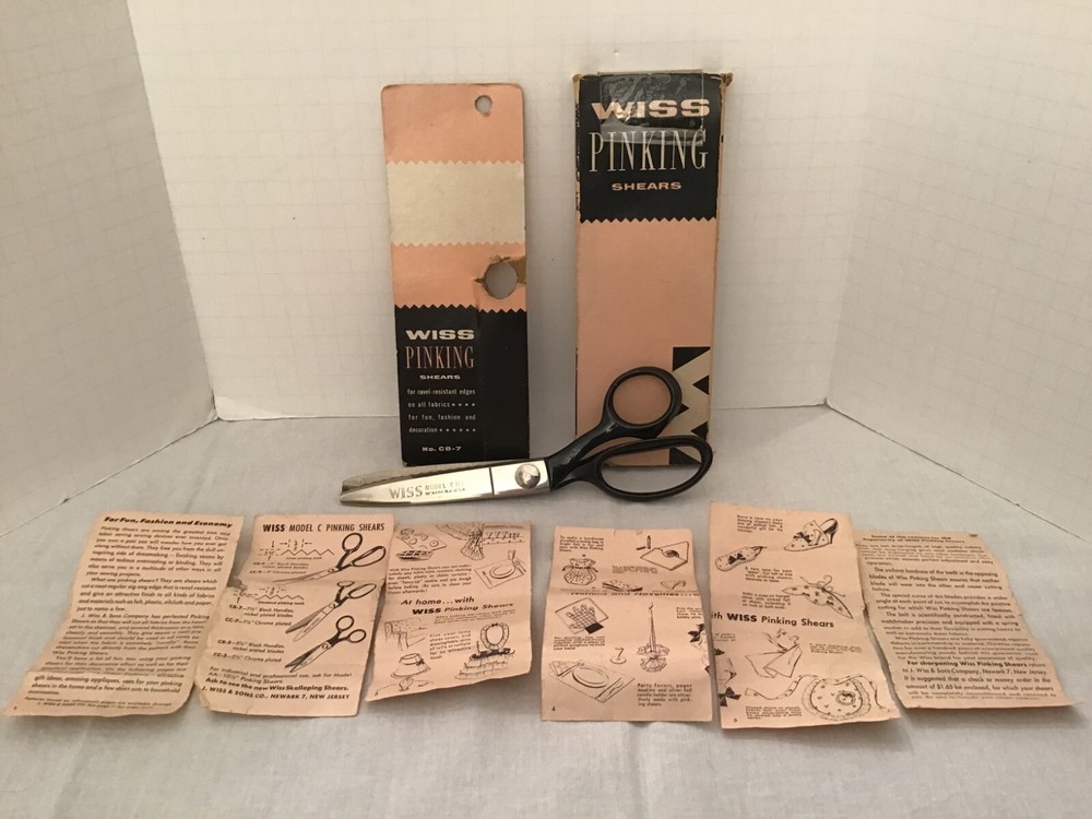 Vintage Wiss CB-7 Pinking Shears, Original Box