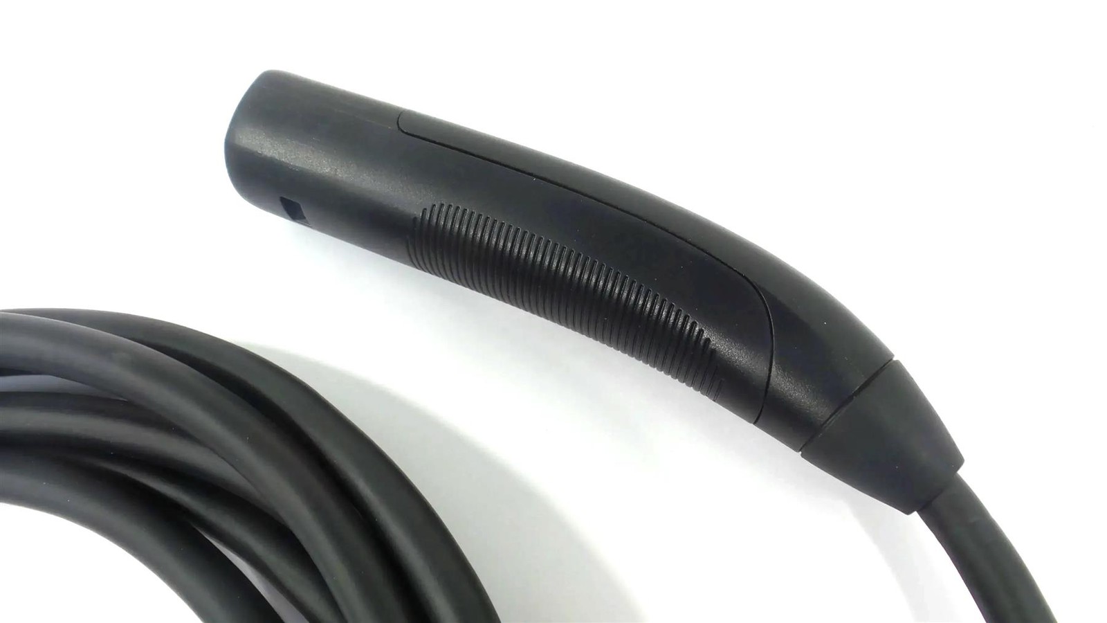 1937825‑00‑D Tesla Mobile Connector Gen 3 EV Charger 32A 120‑240V 20-ft Cable