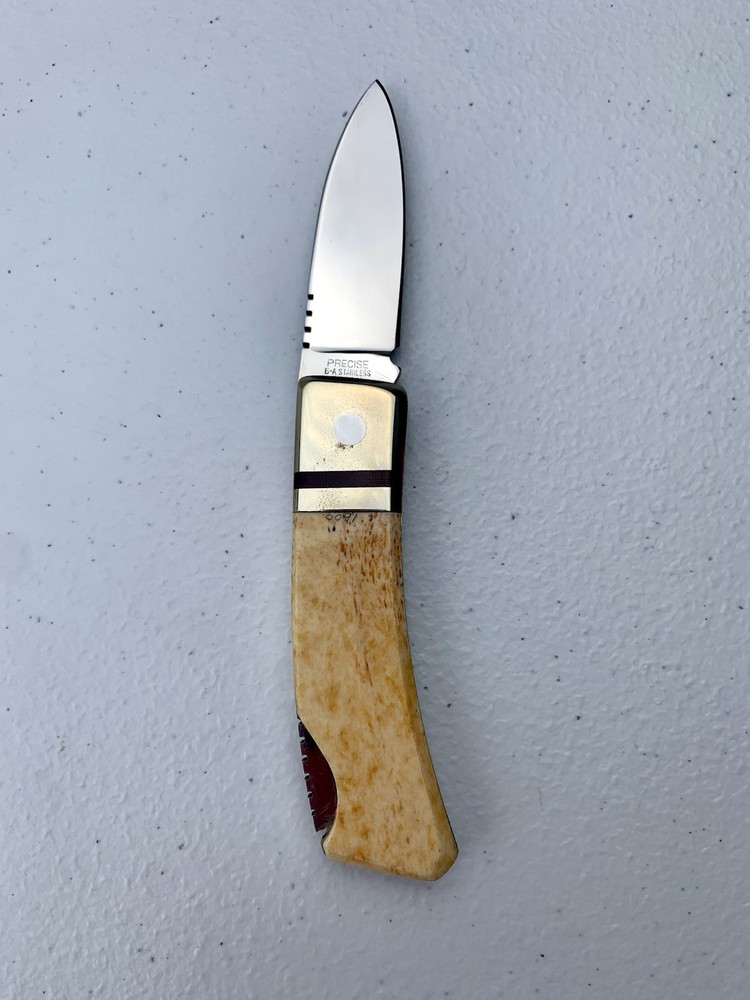 Vintage Precise Mountain Shadows Custom Scrimshaw Lockback Folding Knife