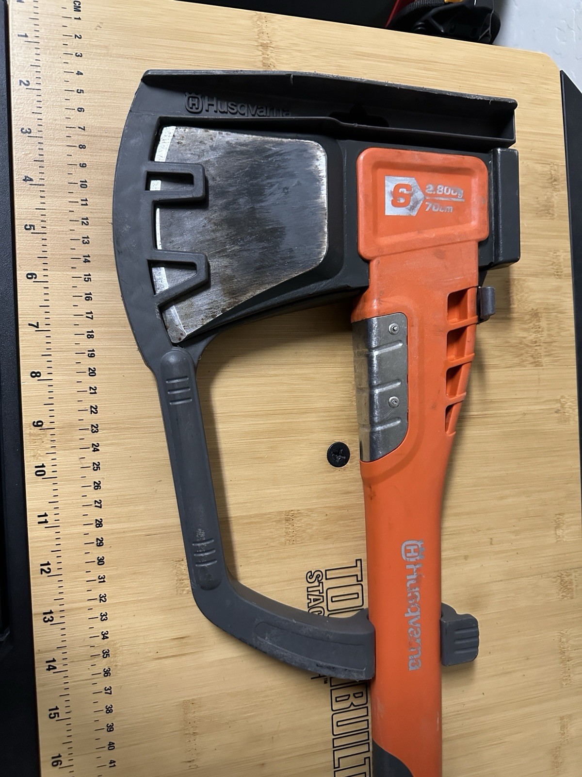 Husqvarna S2800 27" Composite Wood Splitting Axe with Blade Guard