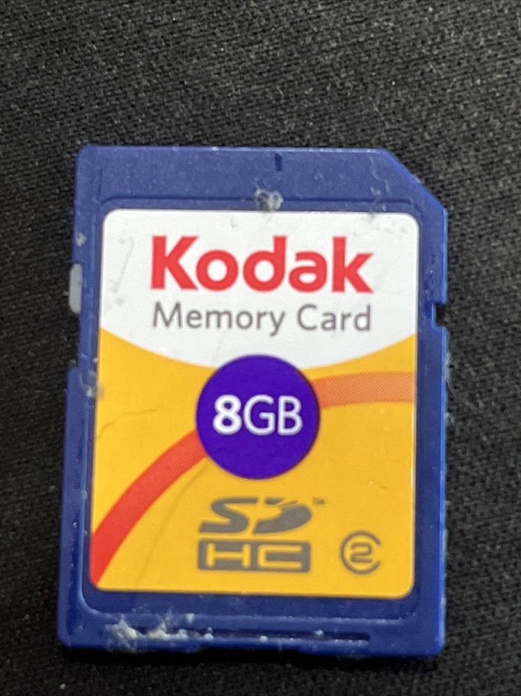 KODAK 8GB SDHC CAMERA MEMORY CARD (k4)