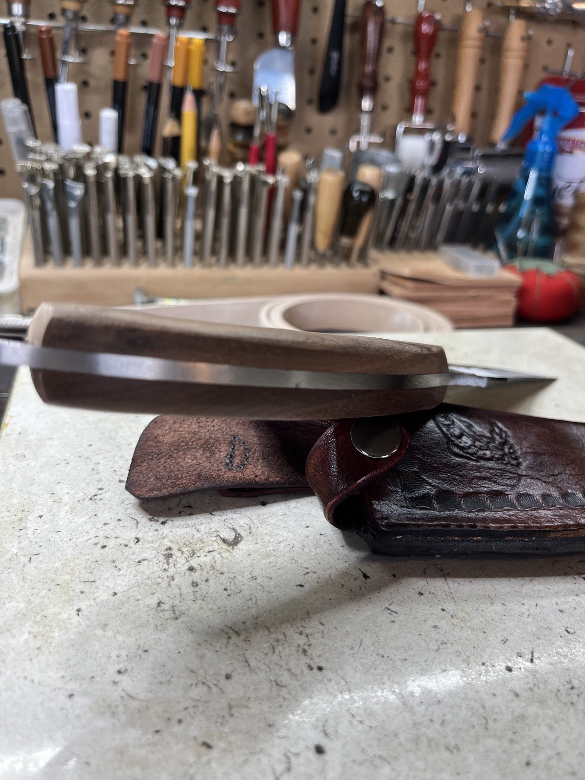 Handmade/hand sewn quality leather knife Sheath.With free full tang sharp knife