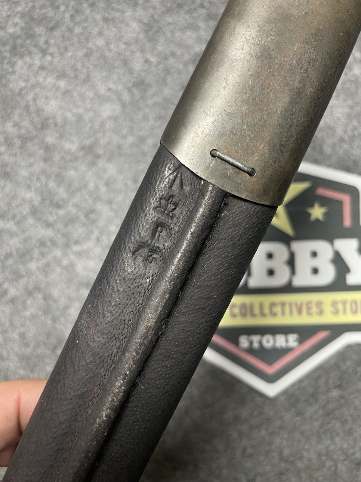 BRITISH 1888 1903 DAGGER SHEATH -- scabbard(Reproduction) Iron parts