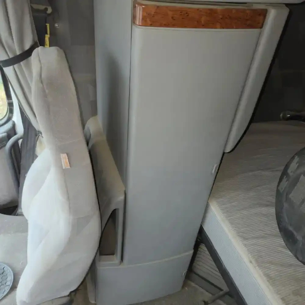 Volvo VNL Cabinet for Sleeper