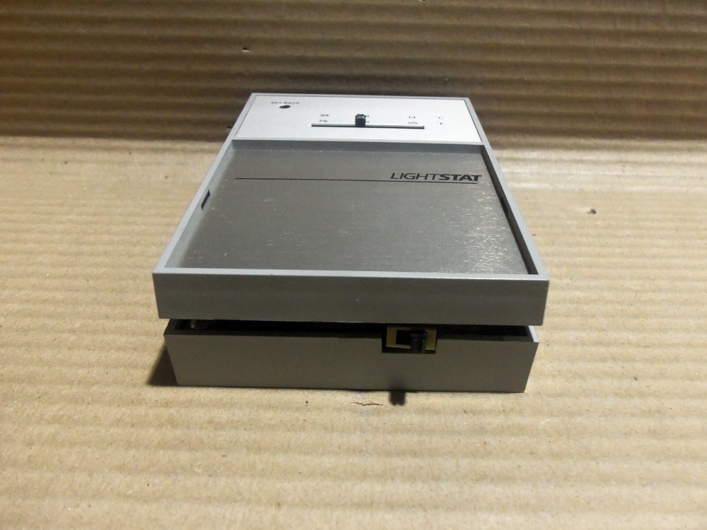 New Lightstat TGH1 Light Sensitive Automatic Setback Thermostat Heating Only AK