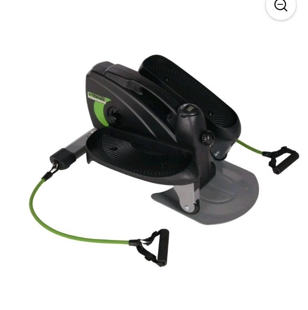 Stamina InMotion E3000 Compact Elliptical Exerciser Machine w/ Bands NEW **READ!