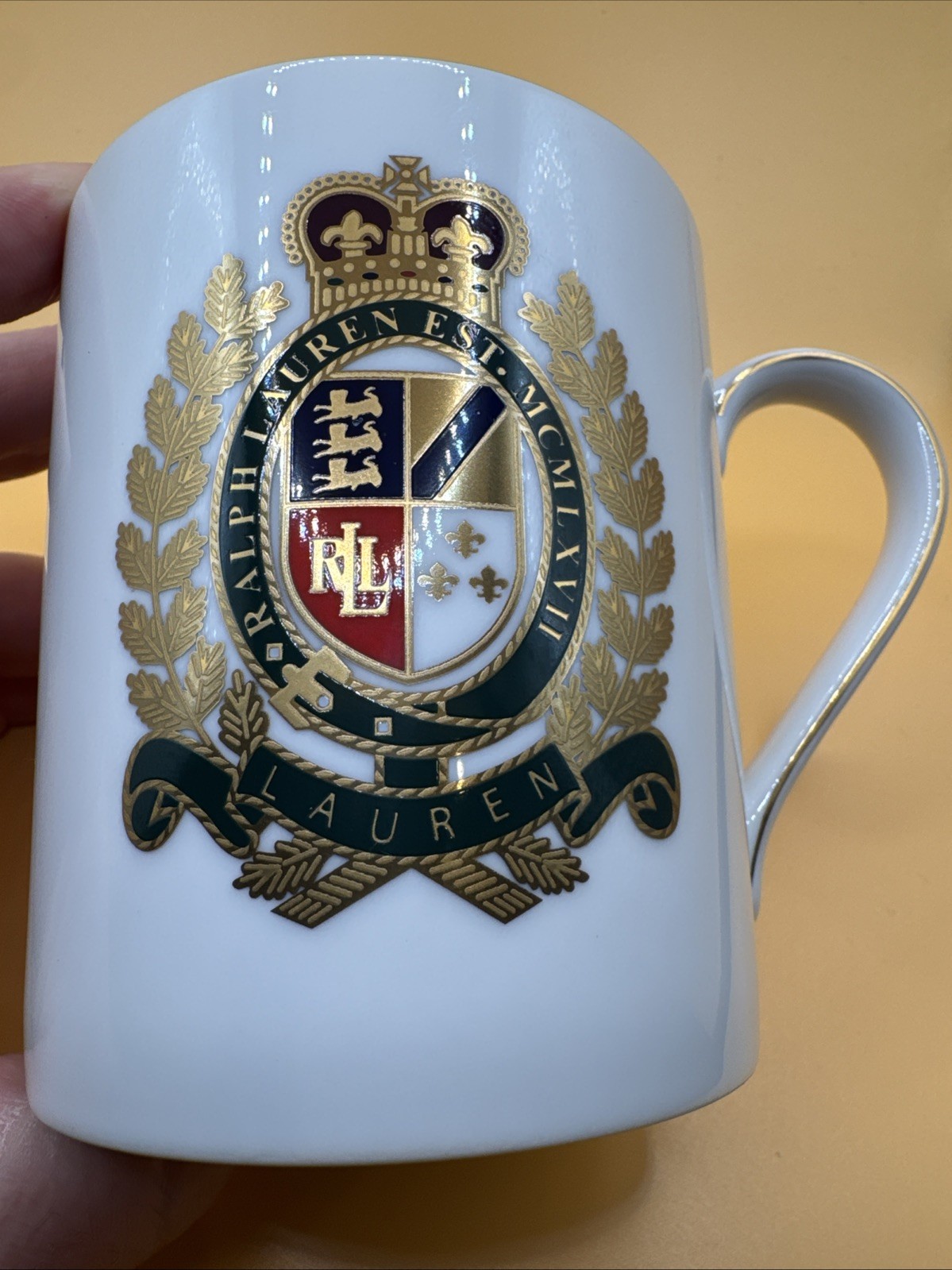 RALPH LAUREN  CREST MUG ESTATE CREST BONE CHINA COFFEE CUP