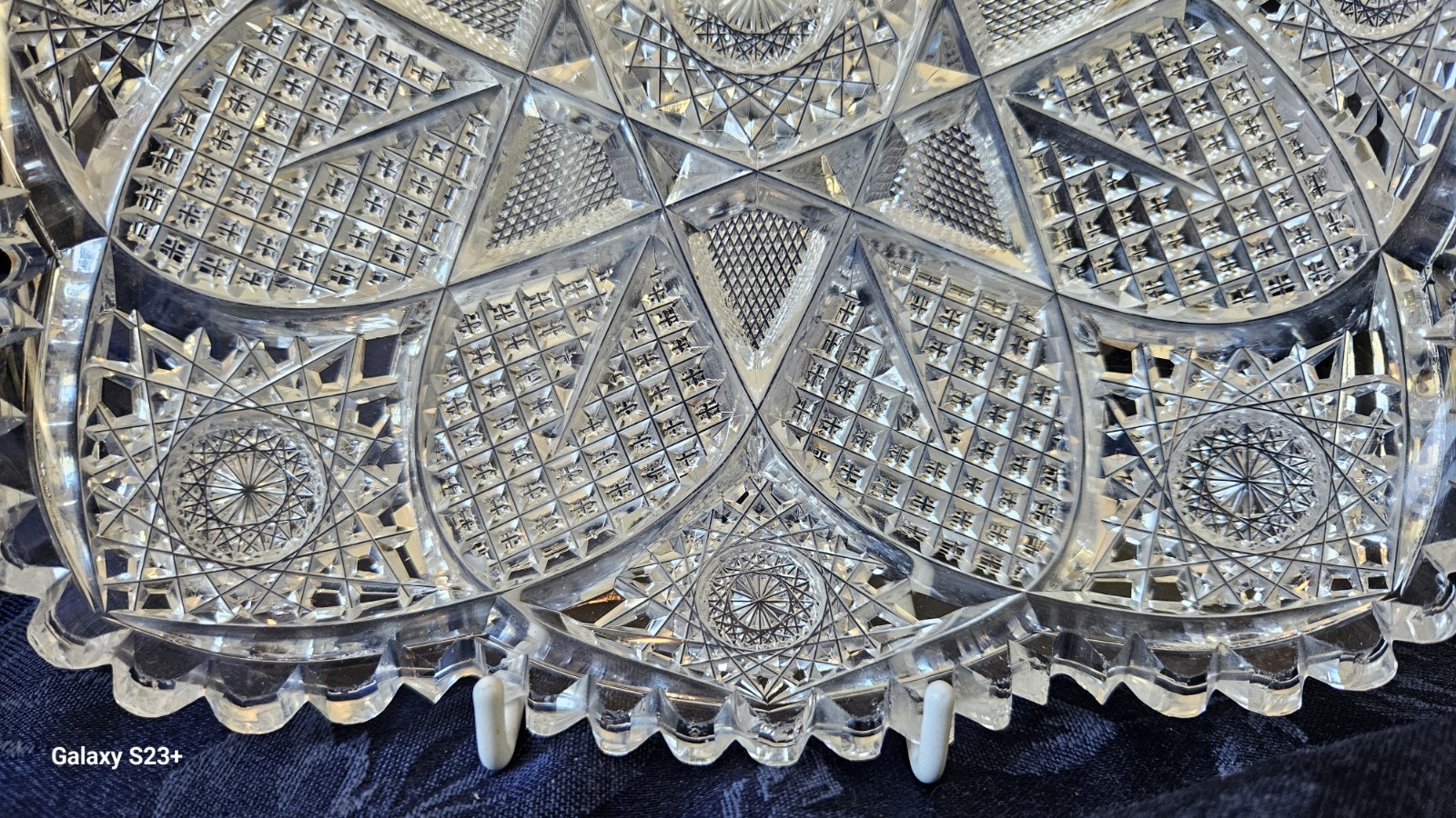 Hawkes "Aberdeen" pattern American Brilliant Cut Glass low dish w sawtooth Rim