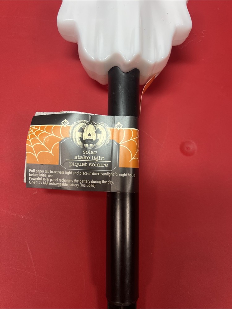 Ghost 9" HALLOWEEN LIGHTED Solar Stake Light
