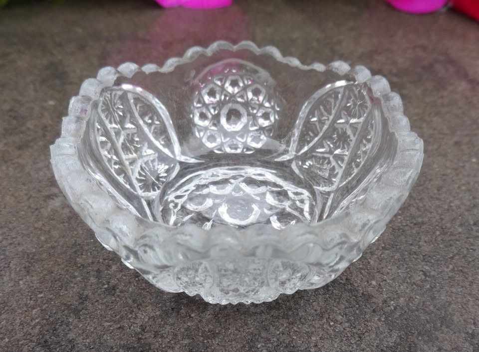 1908 Indiana #300 Glass Mini Berry Dish, Open Salt Dip, Cellar, Dish!