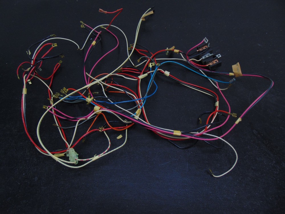 GE Range JBP24G0J4AD Wire Harness