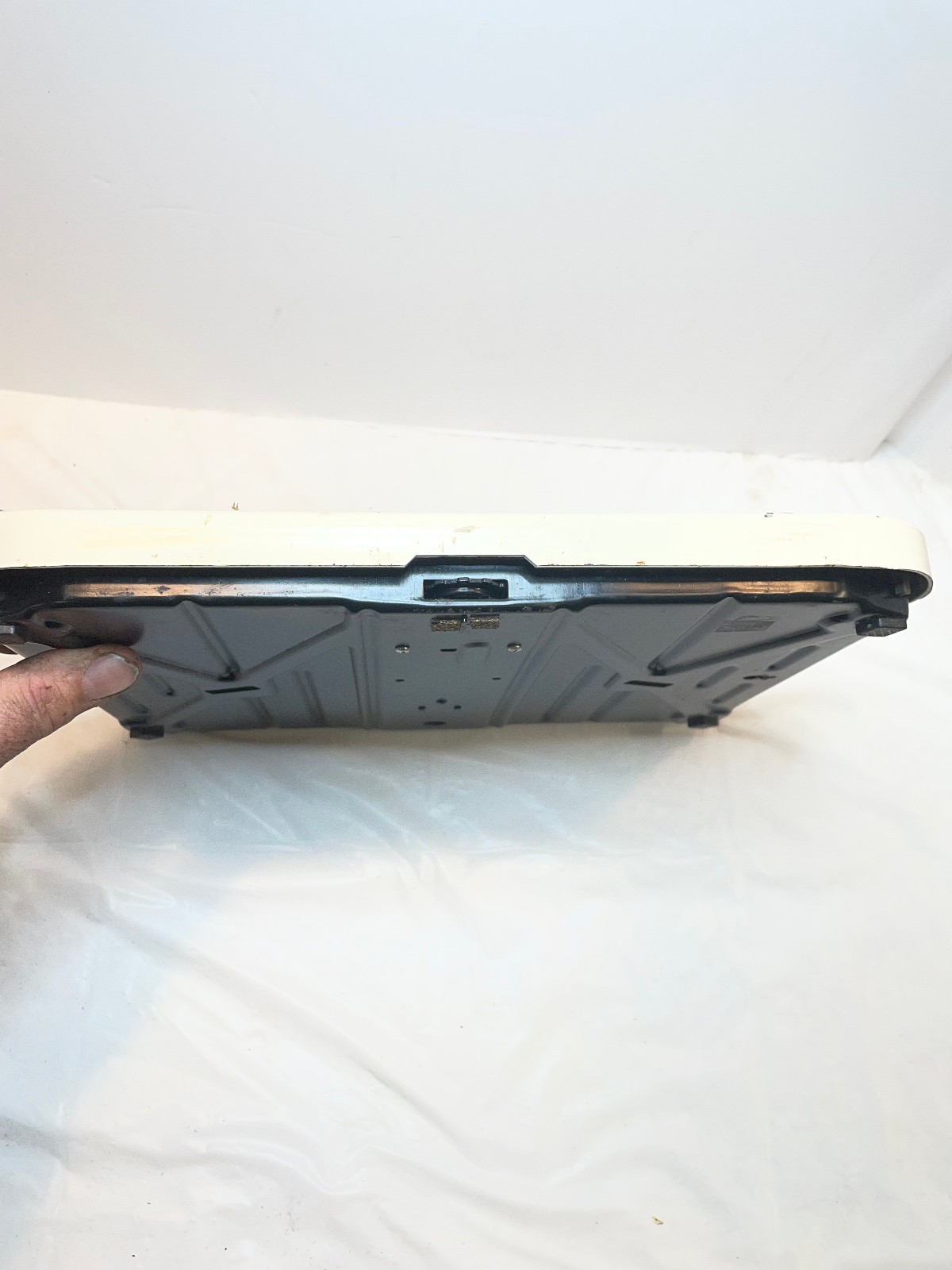 Vintage Sunbeam Bathroom Floor Scale Rattan Woven Pattern Mechanical 260 lbs