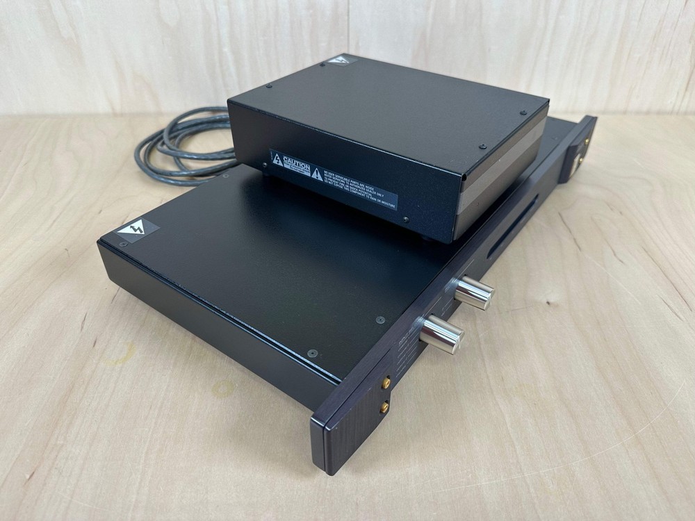 Threshold DAC 1/e Digital Processor DAC w/Power Supply