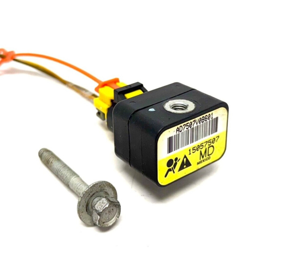 2003-2004 GM Chevy Silverado GMC Sierra Front Sensor 15057507