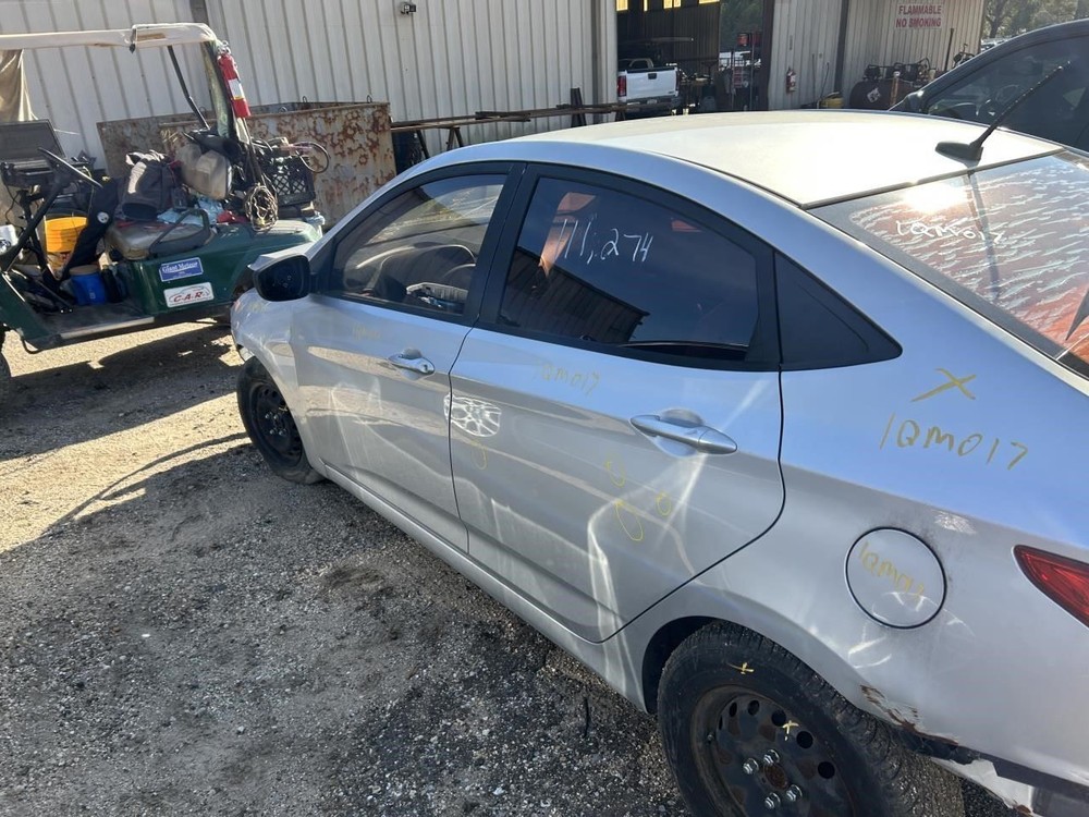 ACCENT 2016 High Mounted Stop Light 104772915