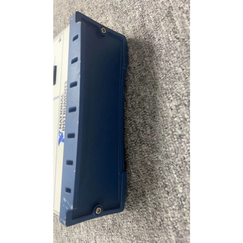 NEW National Instruments USB 6221 USB-6221 Data Acquisition Device