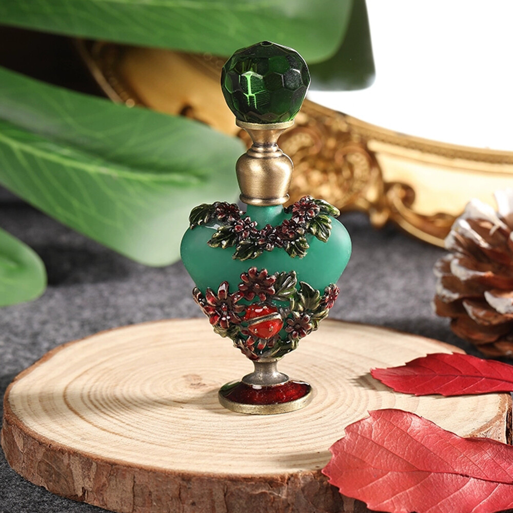 5ml Heart Shape Bottle Refillable Container Storage Repackaging Perfume Sample