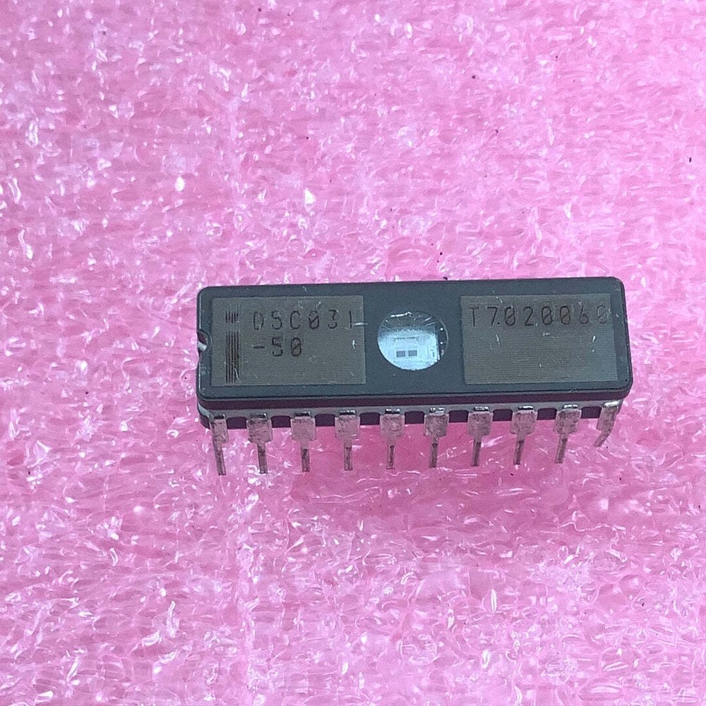 D5C031-50 - INTEL - 300 gate CMOS pld