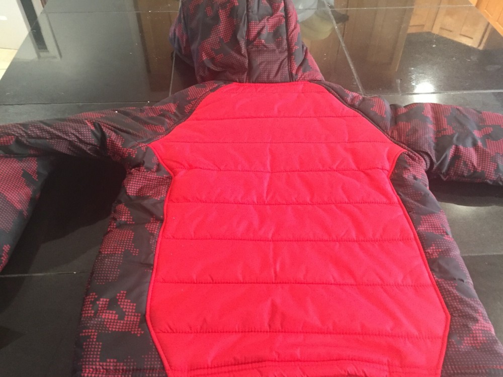 BOYS Under Armour COLDGEAR STORM jacket SIZE 4 BLACK/RED NWT