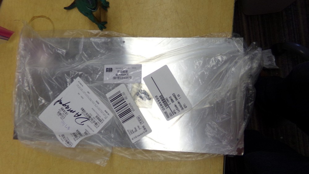 NEW Small Rack Mount, 06M4488 *FREE SHIPPING*