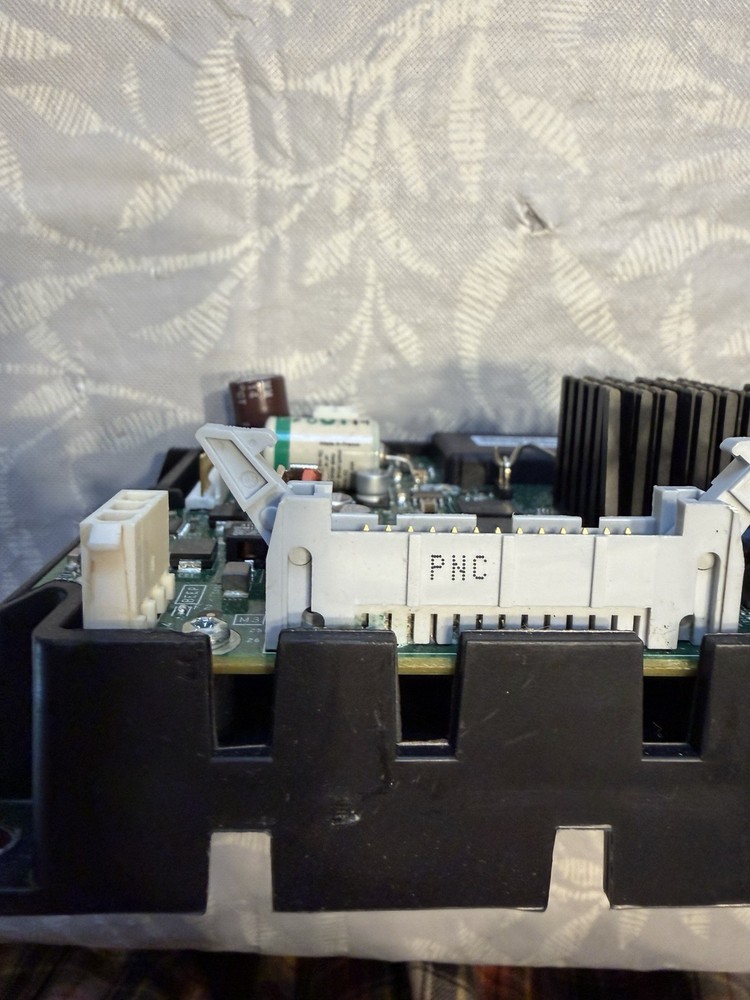 GILBARCO M09115A002 ENCORE E700 E500 E300 FCB FLEXPAY CONTROL BOARD As Is
