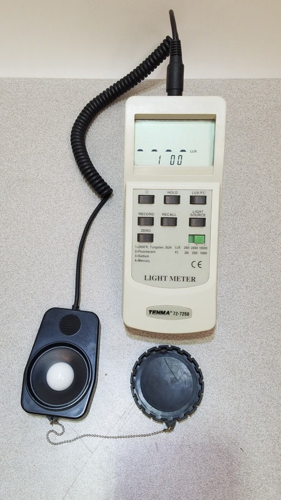 Tenma 72-7250 Digital Light/Lux Meter with Probe - RS232 Capable Interface