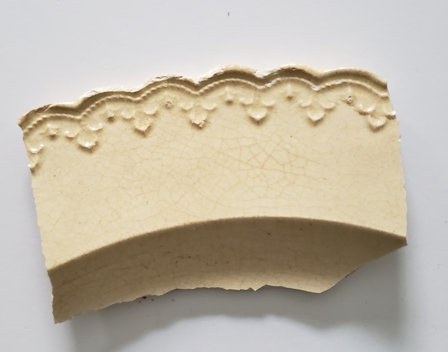 Florida Key's Shipwreck Artifact 1772 Hubbard English China Encrusted Plate #239