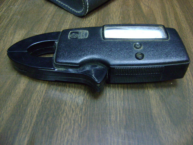 GE Voltmeter Meter Snapper 942D With Orginal Case Free Shipping