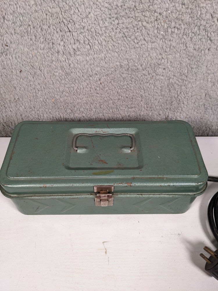 Vintage Toolbox Voltage Volts Ampres Tester